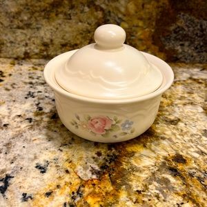 PFALTZGRAFF COVERED DISH / SUGAR BOWL